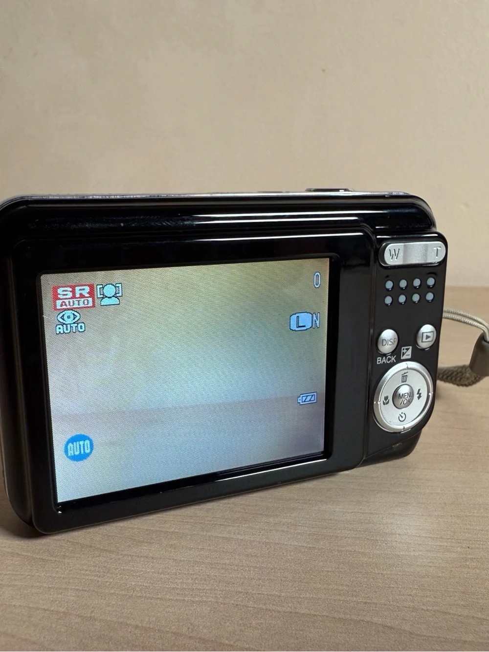 FujiFilm FinePix AX655 16MP Digital Point and Shoot Camera w/5x Optical Zoom